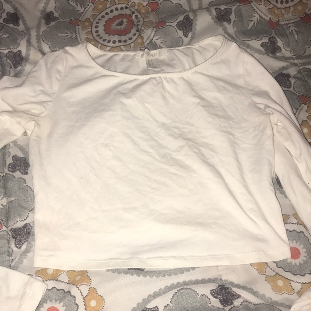 White crop top!